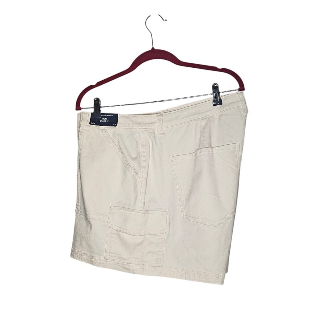 NWT Hollister Cotton Casual Cream Shorts Size 34W Ultra High Rise Maternity - Picture 3 of 6